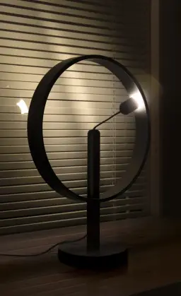 Enso Floating Lamp