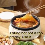 White round oil-absorbing paper mats placed under fried snacks on a plate.