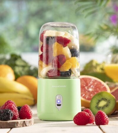 Green InnovaGoods Blendyr portable cup blender with 6 steel blades and USB charging