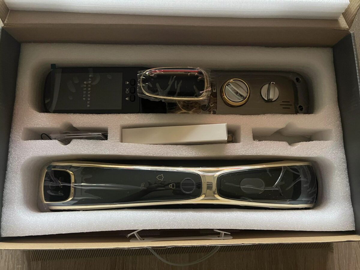 Automatic 3D face recognition smart door lock with fingerprint and keypad