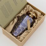 An elegant and luxurious Liberty fragrance from the Merchant of Venice. The classic gold and blue flacon comes in a classic shape and transmits a dreaminess, taking you to another world with just one spritz.