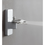 InnovaGoods Raclox wall mounted retractable clothes line with hangers in holes