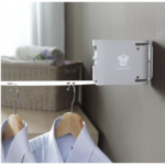 InnovaGoods Raclox wall-mounted retractable clothesline with hangers in holes