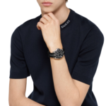 Gucci Dive automatic watch featuring a 40mm black dial and grey-black nylon Nato strap