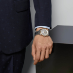 Gucci G-Timeless Slim watch with silver dial and small seconds sub-dial