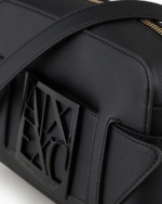 This ARMANI EXCHANGE crossbody bag is designed for daily city use, offering a practical shape and a structured silhouette.