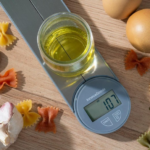 InnovaGoods Skolden folding digital kitchen scale in grey and steel