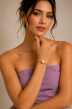 ⁦Kate Spade - Bloom Bangle Enamel⁩ - الصورة ⁦4⁩