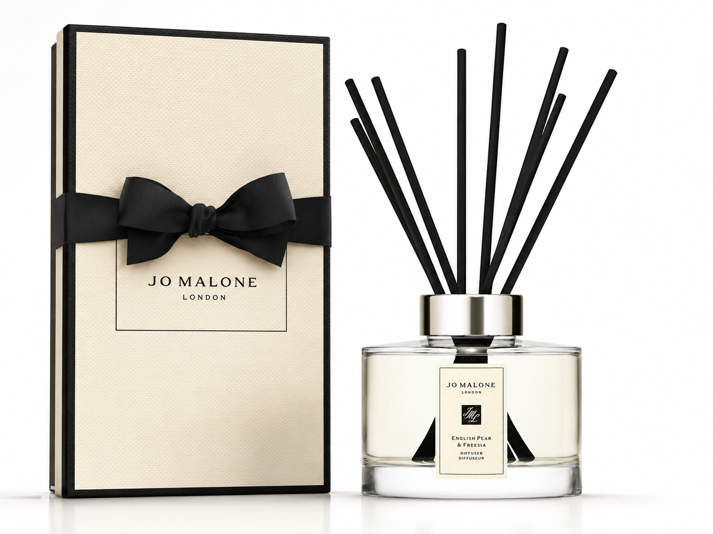 Jo Malone London English Pear and Freesia Scent Surround™ Diffuser (165ml)