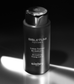 ⁦Sisley - Sisleÿum Revitalising Toning Lotion (150ml)⁩ - الصورة ⁦2⁩