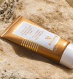 Sisley - Self-Tanning Hydrating Body Skin Care (150ml) - Image 3